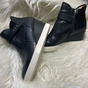 L. Paulo Black Leather Wedge Ankle Sneaker Boots